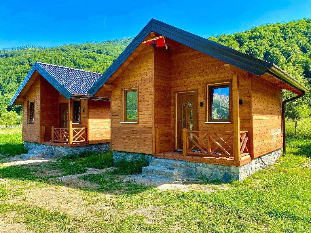 Peraj Guesthouse Vermosh エクステリア 写真