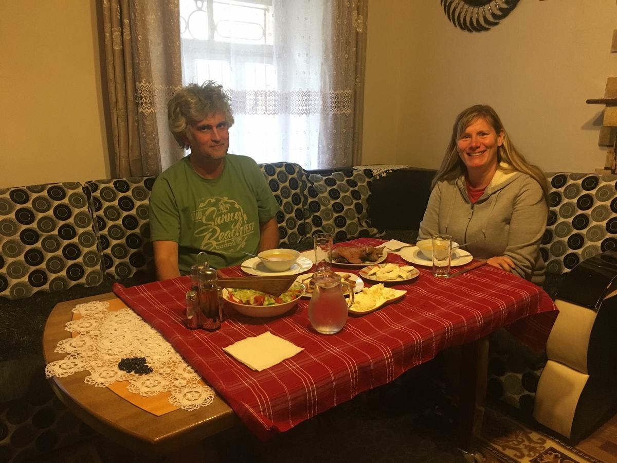 Peraj Guesthouse Vermosh エクステリア 写真